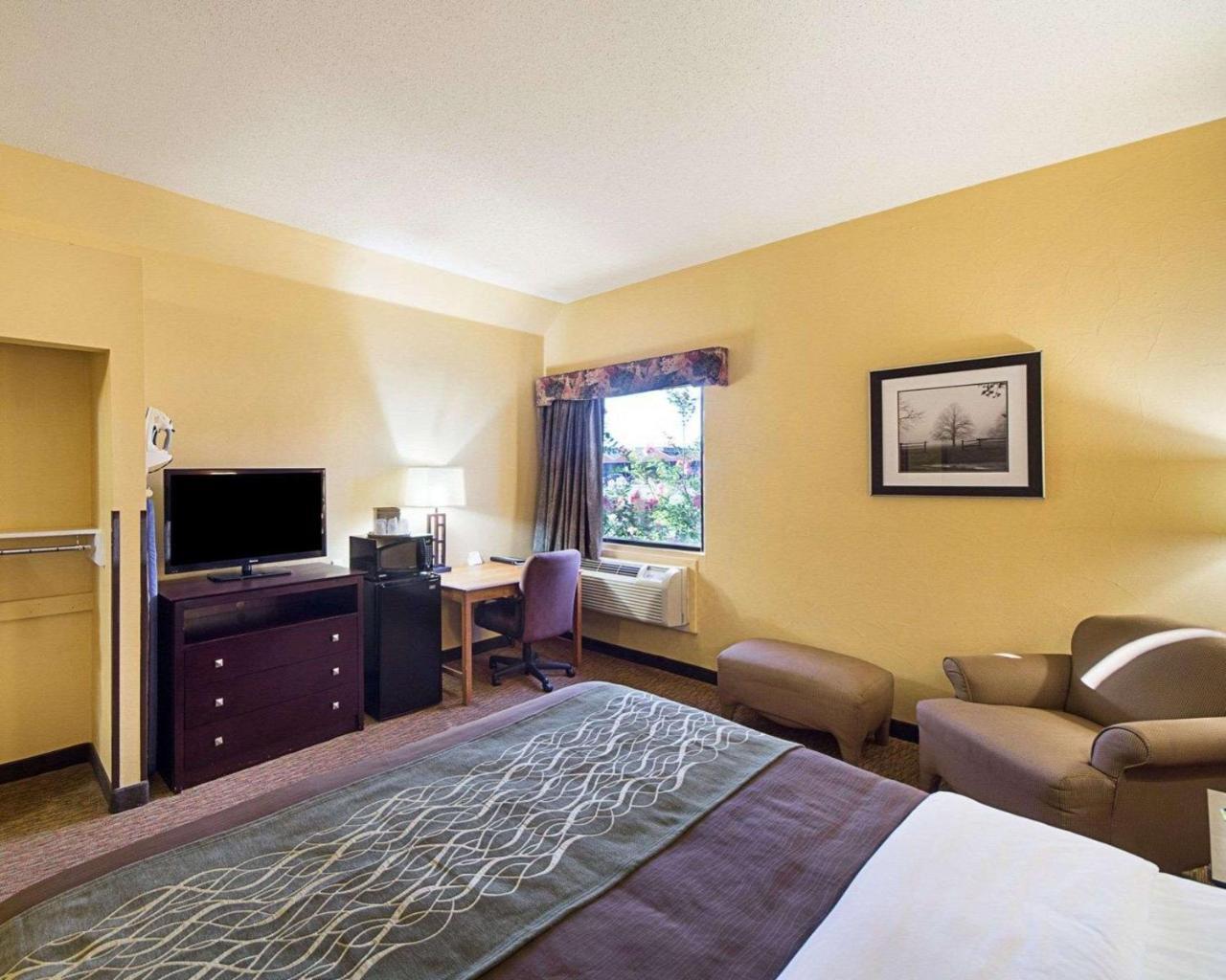 Comfort Inn Near Medical Center Mission Buitenkant foto
